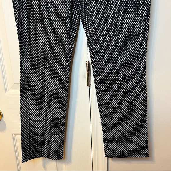Anthropologie The Essential Slim Pants Trouser Black White Circle Pattern Sz 12 - Picture 6 of 16